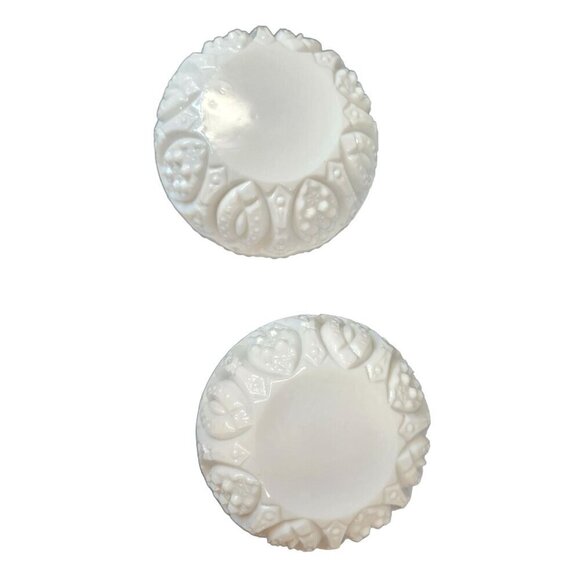 L.E. Smith Heritage 366 Milk Glass Taper Candle Holder set - Picture 4 of 8